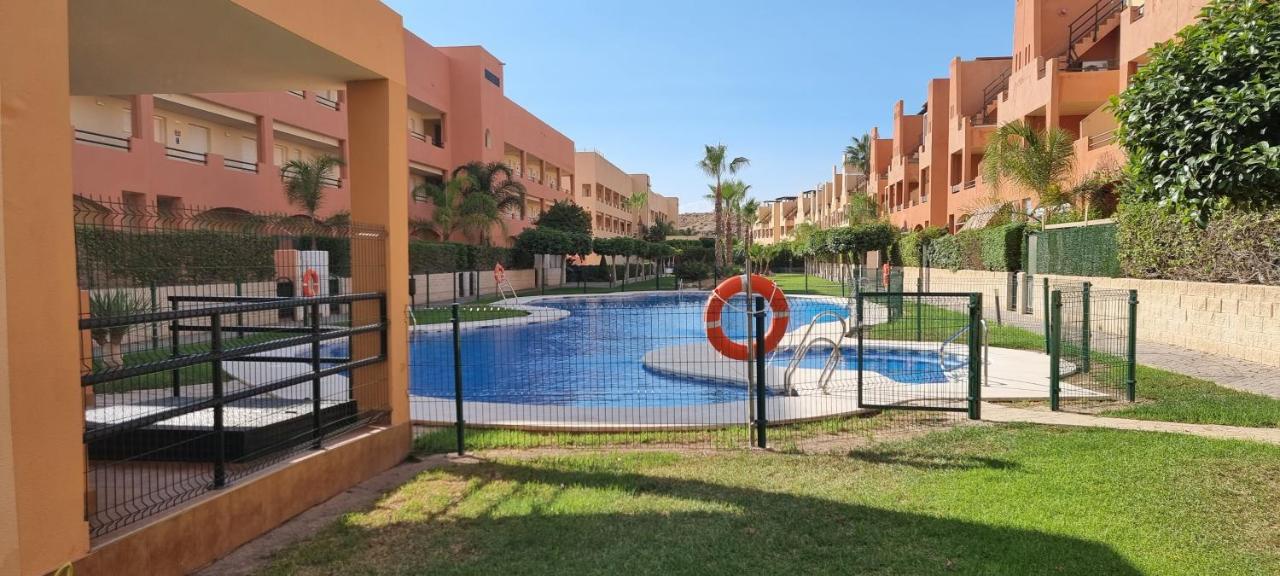 Homes Of Spain, Apartamentos Paraiso De Vera Playa, Ed Tahiti, Bajo G A Pie De La Playa, Vistas Piscina Buitenkant foto